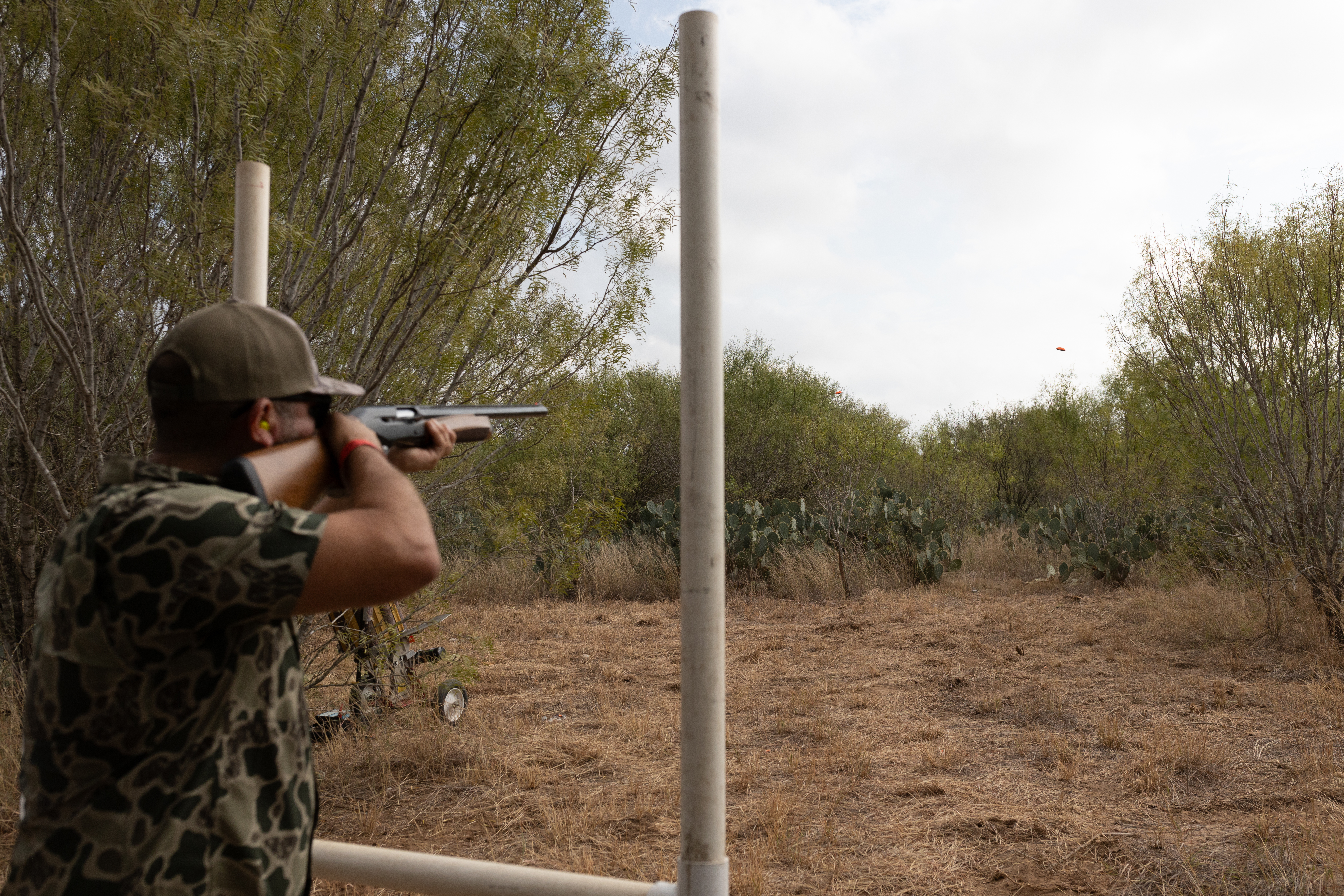 Skeet shooting contestant